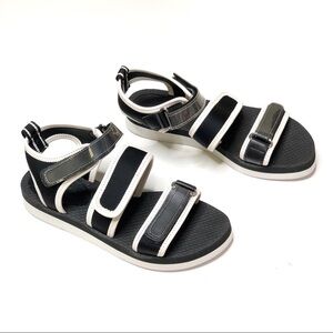 Villa Rouge Hook and Loop Sandals Black White 36